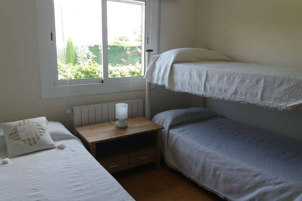 Entire apartment, Fully Equipped Apartment In One Of The Best Beaches On The Costa Brava in S'Agaró, Sant Feliu de Guíxols
