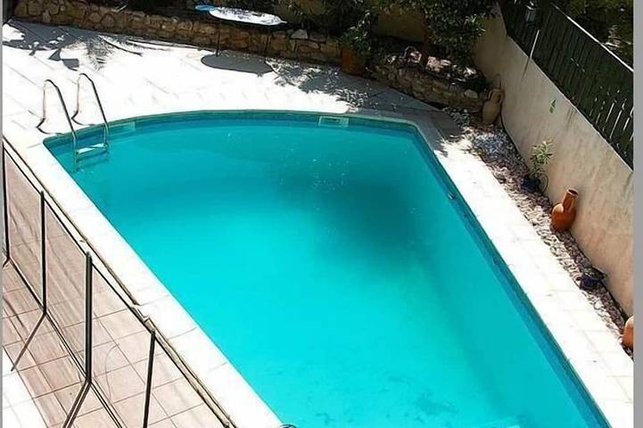 Location de vacances pour 8 personnes, avec jardin et balcon à Poilhes - 4