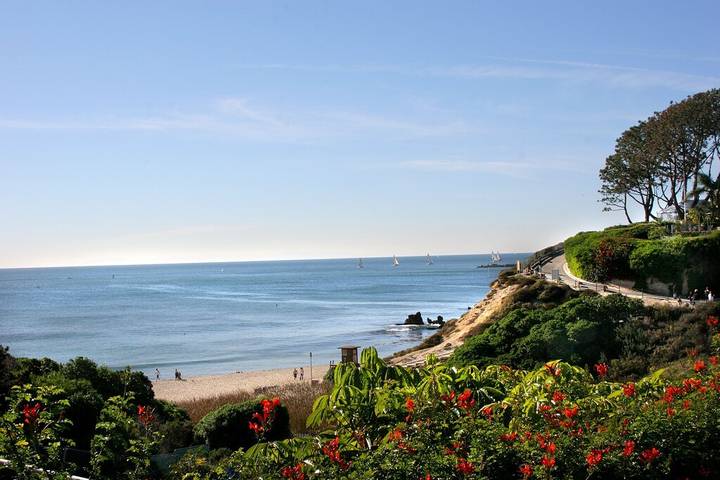 Vacation rental for 8 people, with balcony in Newport Beach