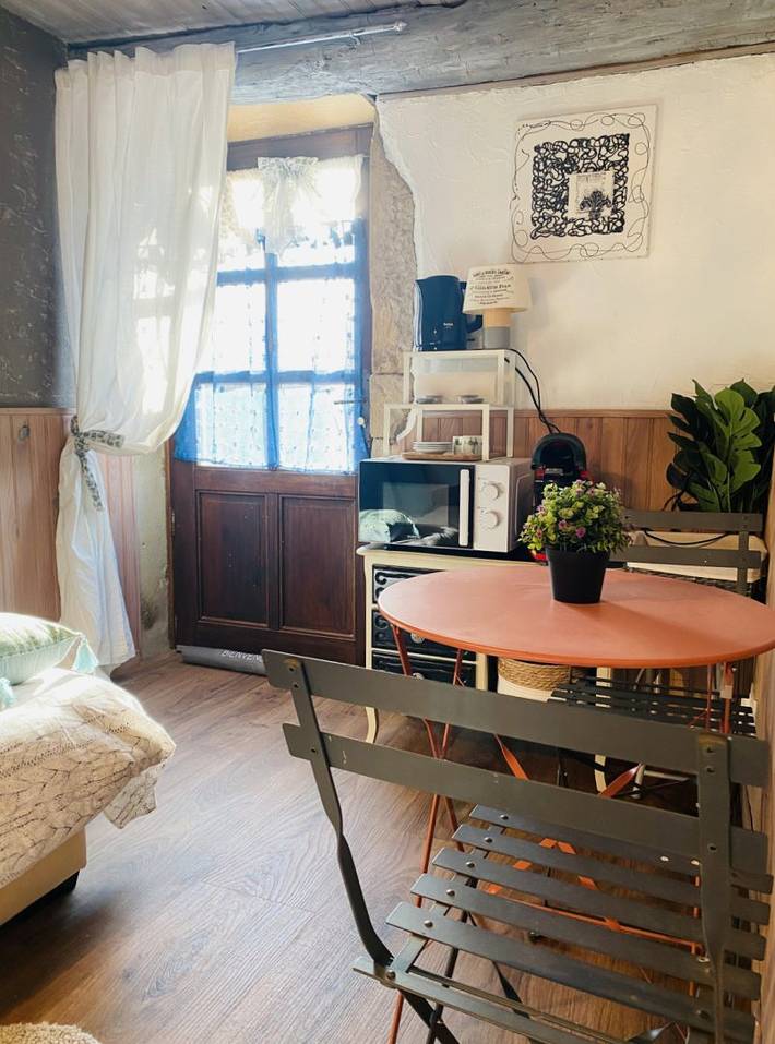 Gîte pour 2 personnes, avec jardin à Dommartin-lès-Remiremont - 4