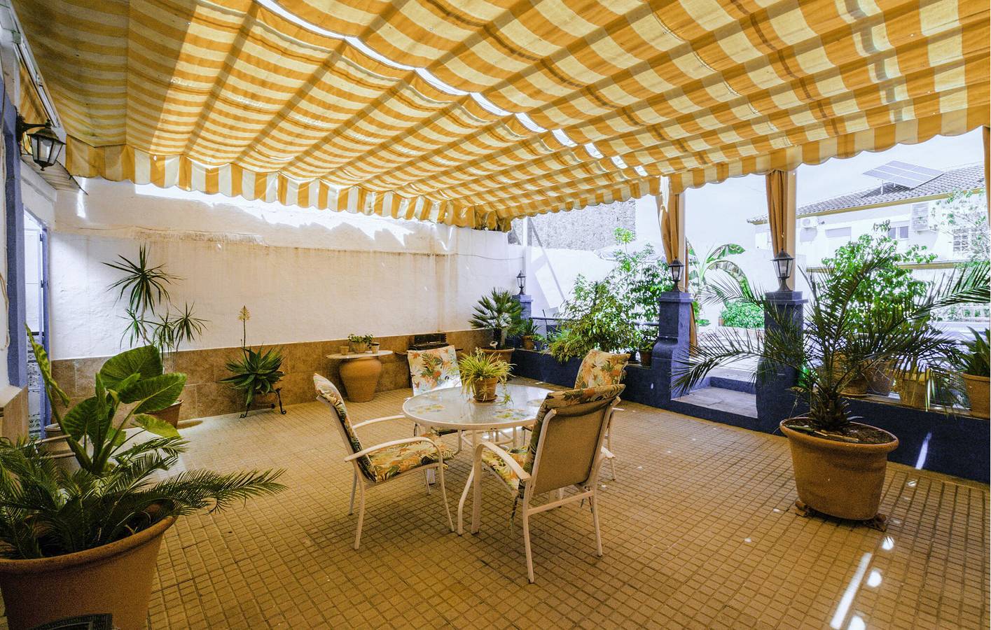 Acogedor apartamento junto a la piscina en El Pedroso - AC, Piscina, WiFi in El Pedroso, Sierra Morena