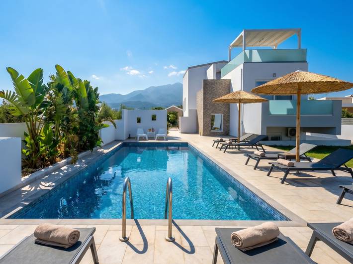 Villa für 11 Personen, mit Meerblick und Balkon/Terrasse sowie Garten und Ausblick auf Kos