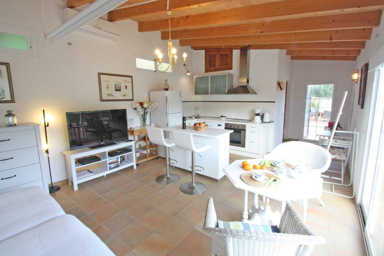 Entire studio, Beach studio with sea views in Port de Soller in Port de Sóller, Sóller