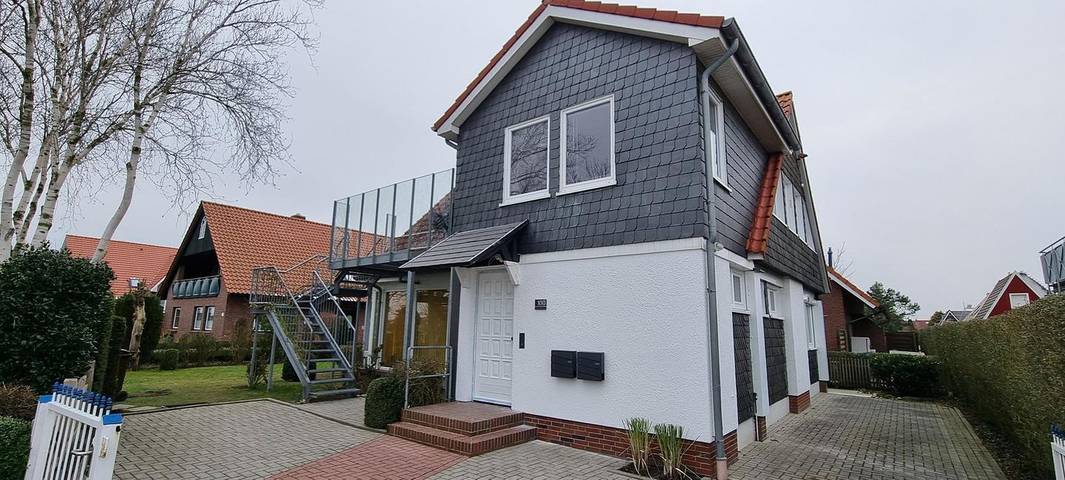 Ferienwohnung für 4 Personen, mit Terrasse und Garten in Harlesiel