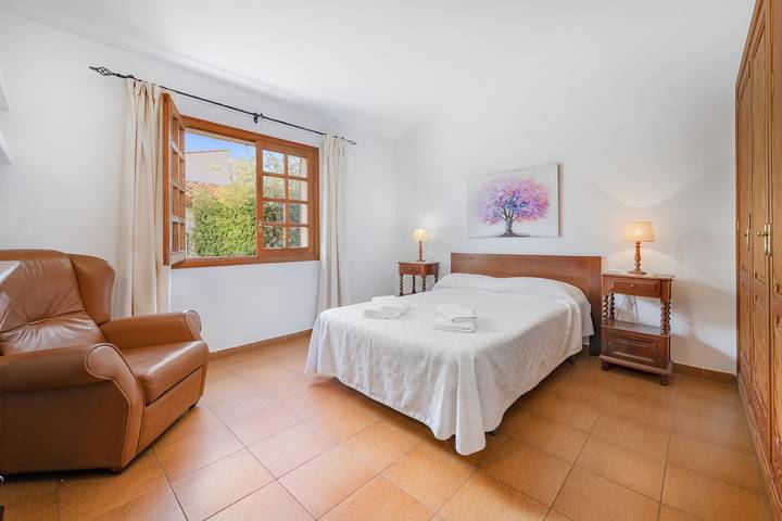 Location de vacances pour 8 personnes, avec jardin et terrasse à Cala Sant Vicenc - 3