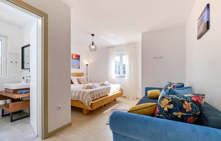 Villa für 6 Personen, mit Garten und Terrasse auf Cres - 4