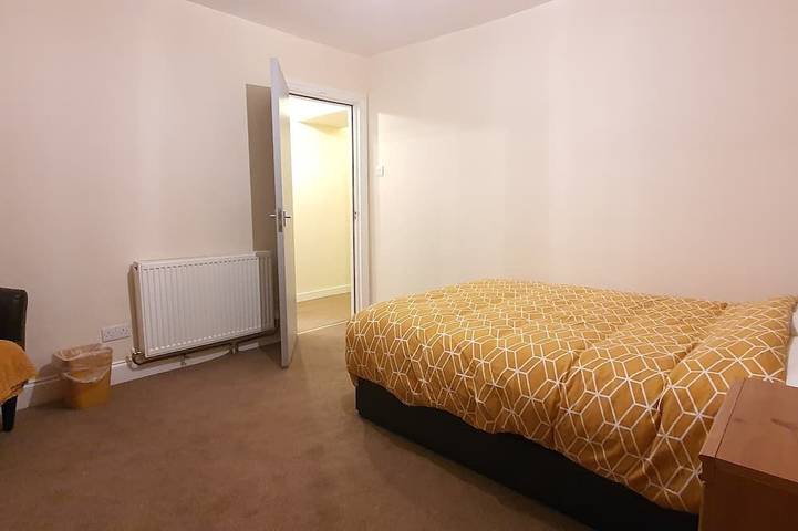 Entire apartment, Grace Apartments - Living Waters 1 in Ashford, Ashford region