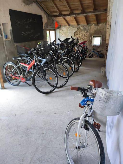 Location de vacances pour 2 personnes, avec piscine ainsi que vue et jardin à Sallertaine - 3