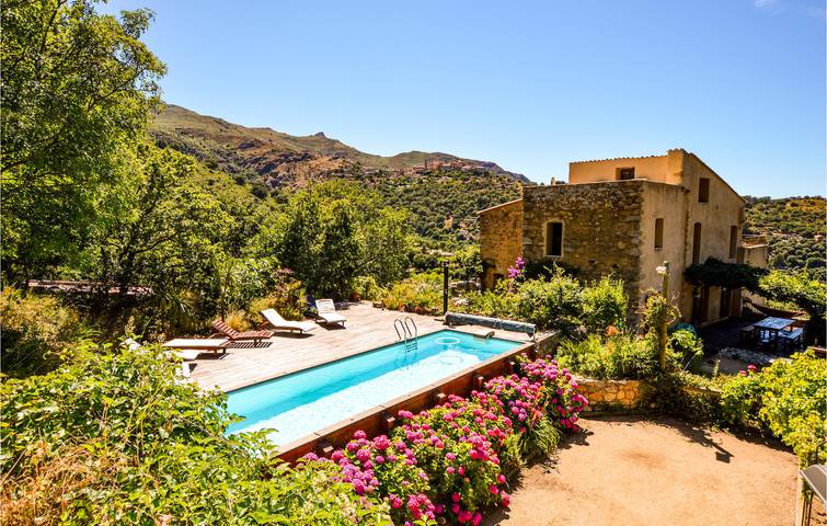 Ferienhaus für 8 Personen, mit Terrasse und Garten sowie Pool auf Korsika - 3