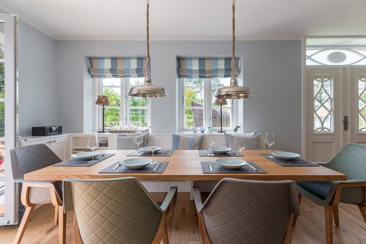 Ferienhaus für 6 Personen, mit Sauna und Terrasse sowie Garten in Utersum - 4