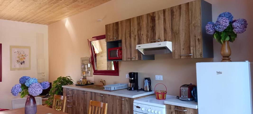 Location de vacances pour 5 personnes, avec vue et jardin à Saint-Genix-sur-Guiers - 3