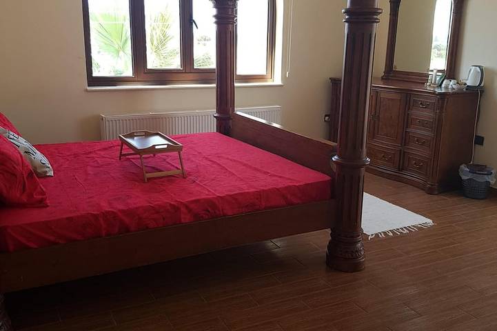 Ferienhaus für 16 Personen, mit Garten und Whirlpool, mit Haustier in Larnaka - 2