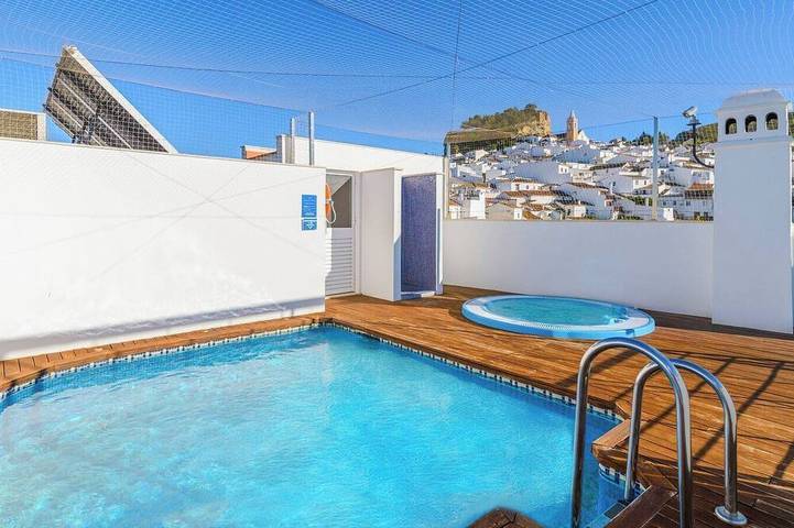 Chalet para 8 personas, con piscina - 1