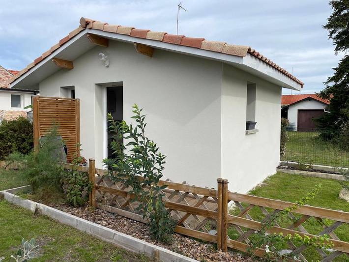 Gîte pour 2 personnes, avec Terrasse et Jardin à Biganos
