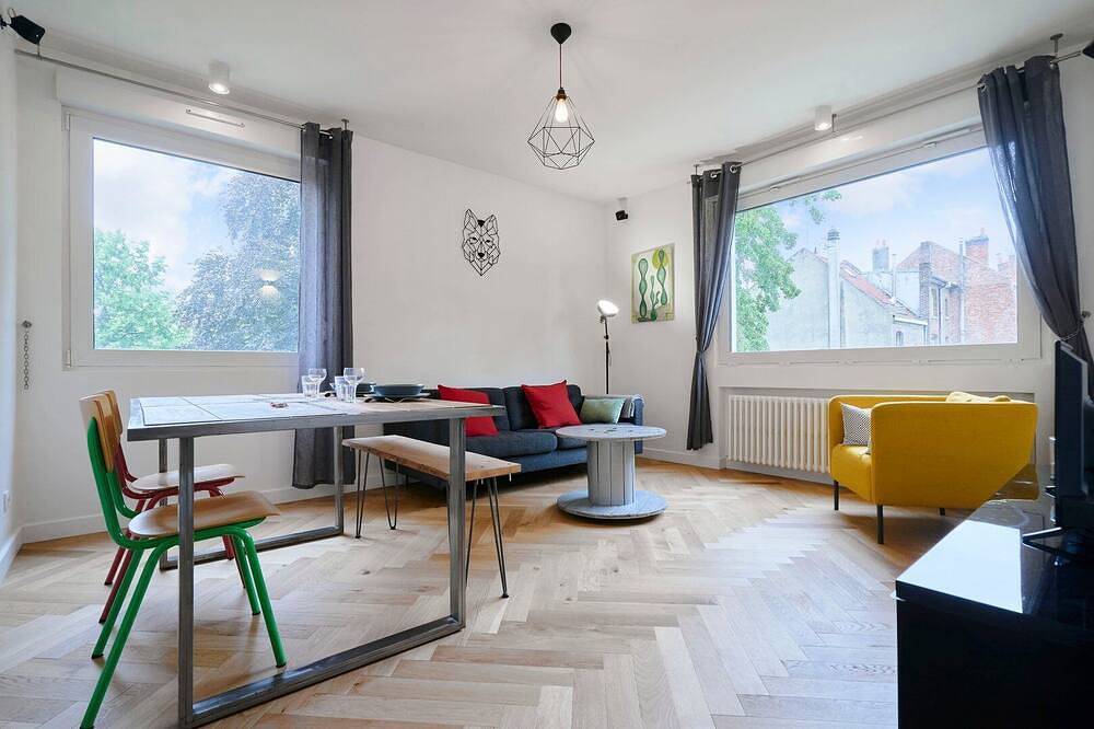 Apartamento entero, Flat close to tramway, private parking. in Lille, Lille region