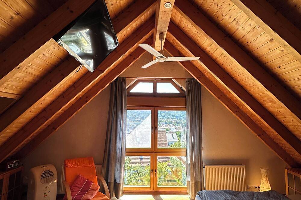 Ganze Wohnung, Fewobuergstadt.de \nlichtdurchflutete, gemütliche, großzügigefewo mit Fernblick in Bürgstadt, Fränkisches Weinland
