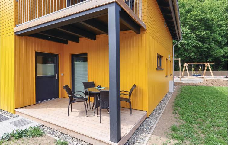 Ferienhaus für 8 Personen, mit Terrasse und Sauna sowie Ausblick und Garten - 1