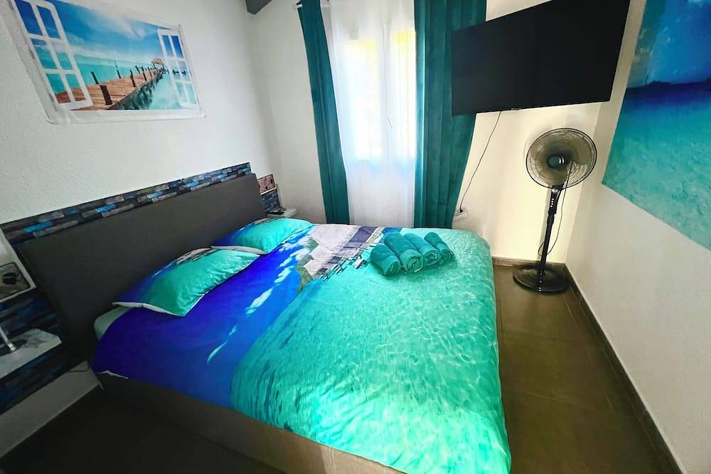 Mini villa F2 tt arredata 42m2 vista mare santa giulia in Santa Giulia, Porto Vecchio