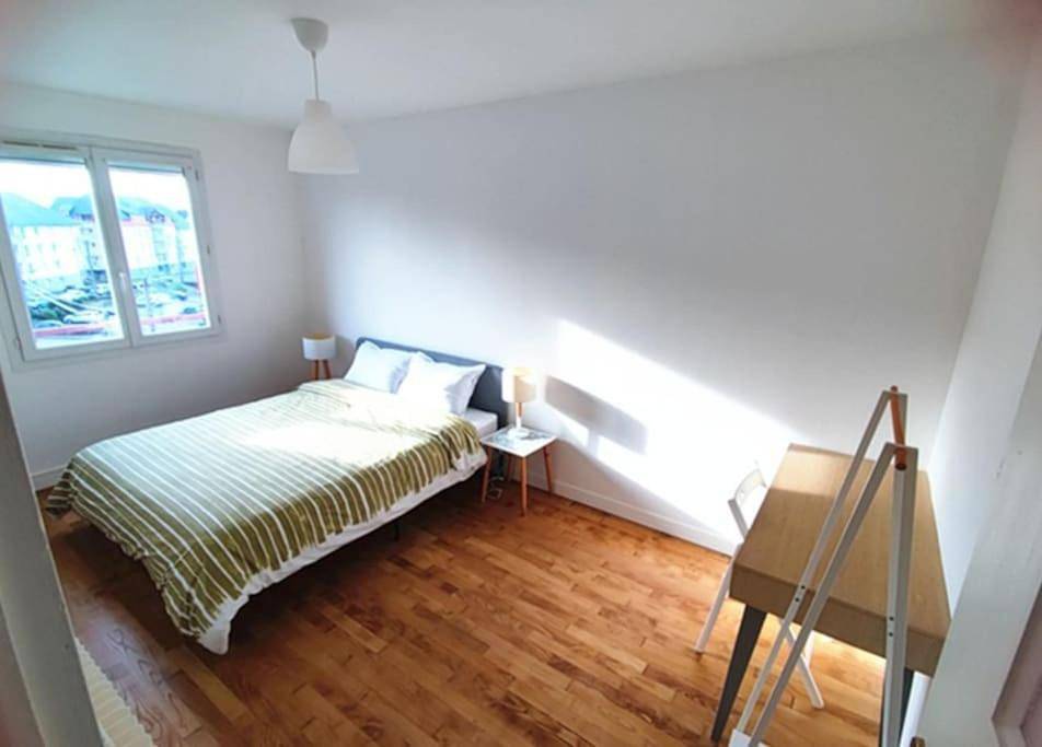 Appartement entier, Two-Bedroom Apartment in Fougères, Fougères-Vitré