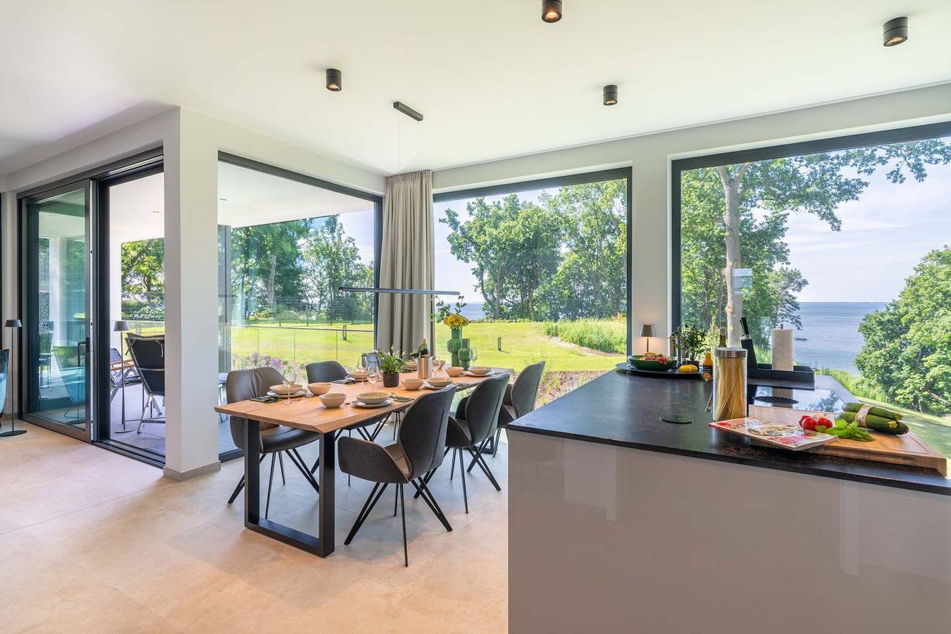 Ganze Wohnung, „Stille trifft Stil – Ihr exklusives Haffapartment.“ in Garz, Usedom