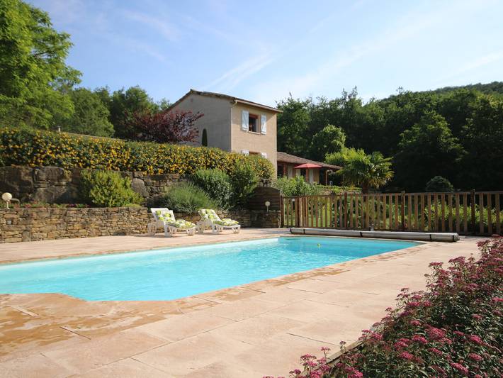 Gîte pour 9 personnes, avec piscine à Sonnac-sur-l'Hers