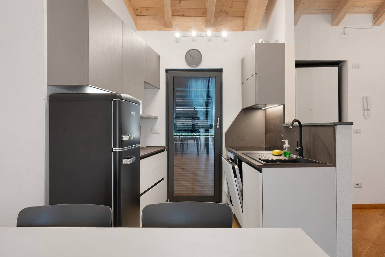 Entire apartment, Apartment 'Batman' with Shared Garden, Wi-Fi and Air Conditioning in Ferrada (Moconesi), Moconesi