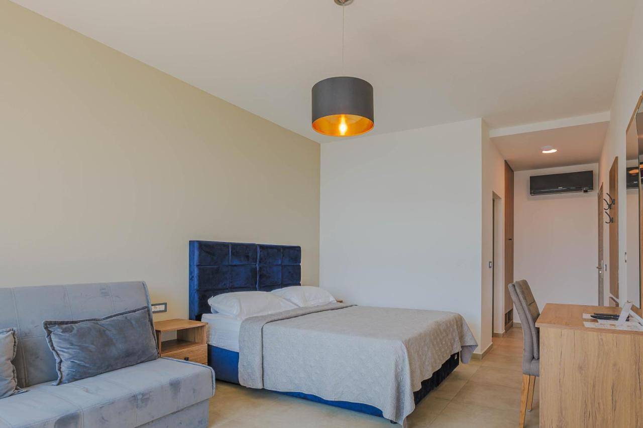Maresole Beachfront Residence in Poreč, Materada
