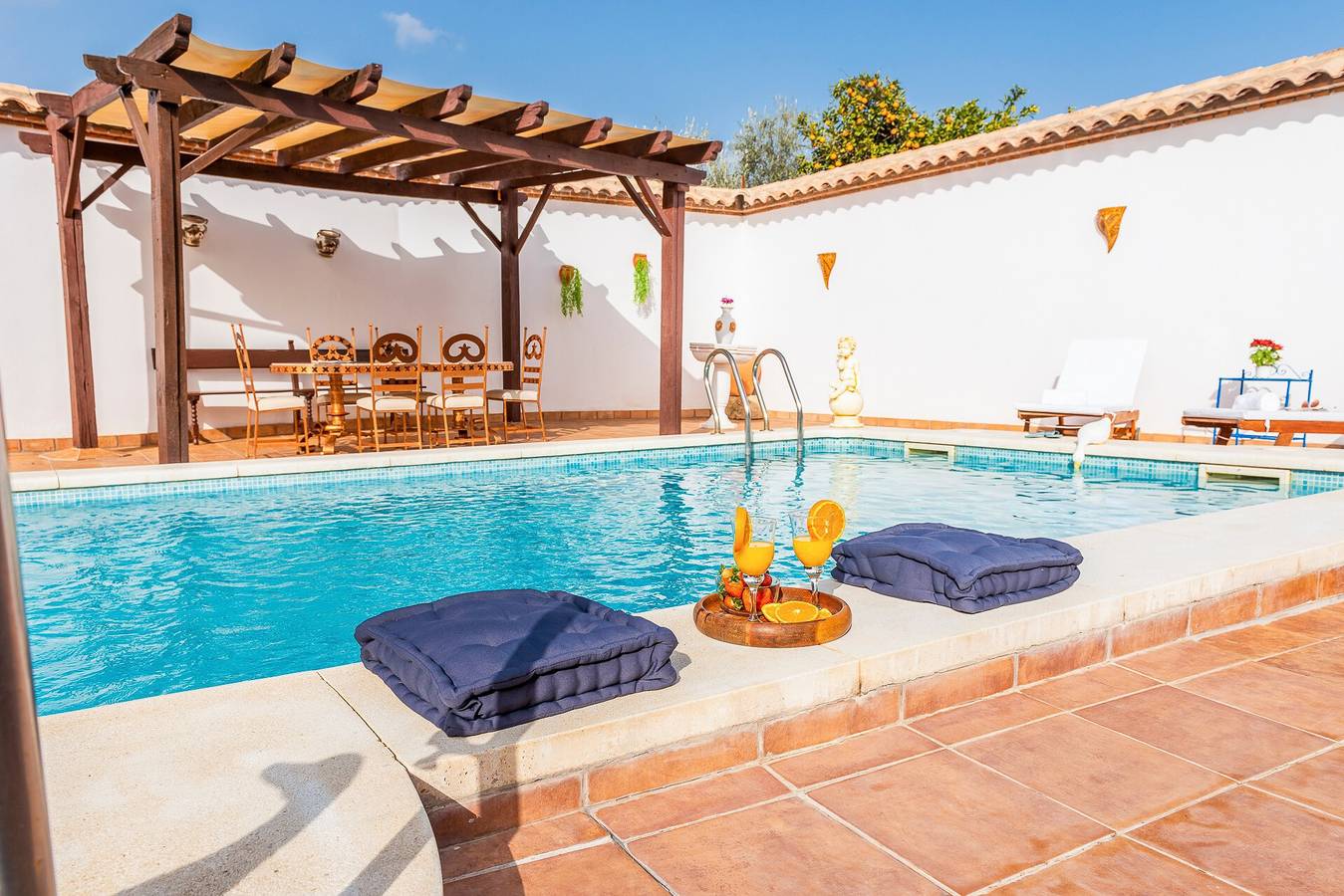 Finca 'Los Mellizos' mit privatem Pool, Wi-Fi und Klimaanlage in Peñaflor, Sevilla Provinz
