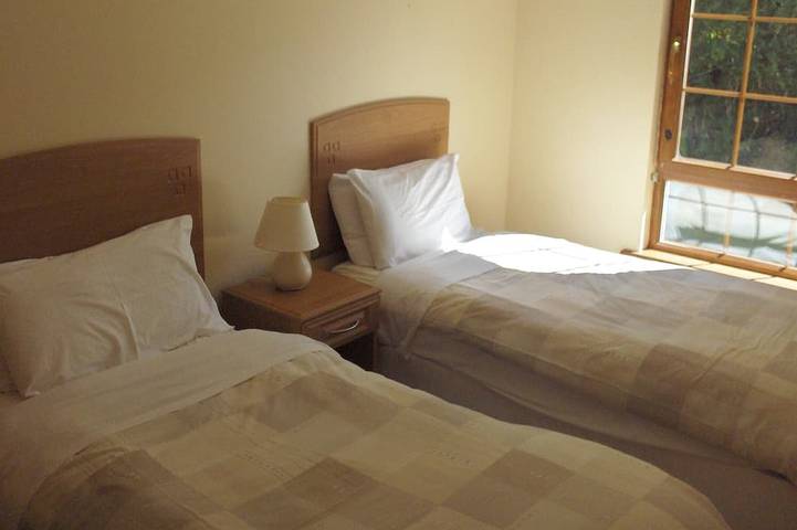 Gîte pour 6 personnes, avec terrasse et jardin à Kenmare - 2