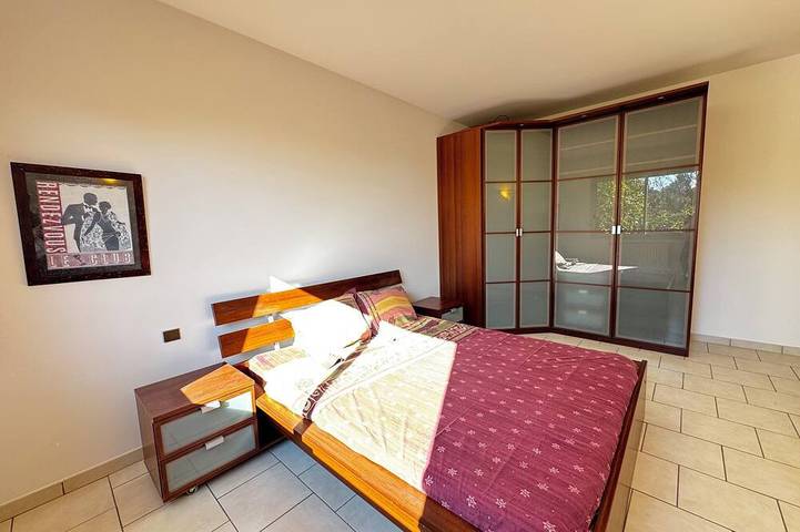 Location de vacances pour 12 personnes, avec jardin à Piolenc - 2