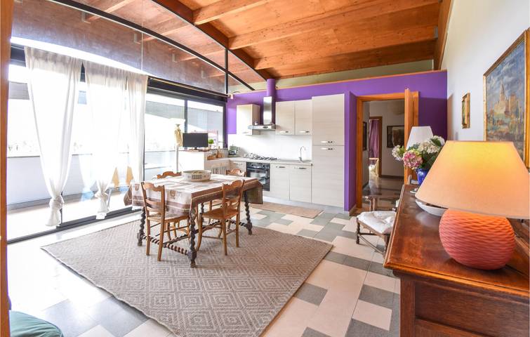 Appartamento intero, Accogliente appartamento con Wi-Fi, aria condizionata, parcheggio, terrazza e cucina in Cori, Provincia di Roma