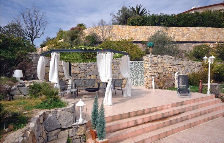 Wunderschönes Apartment mit Meerblick, Parkplatz und Pool in Les Adrets-de-l'Estérel, Massif de l'Esterel