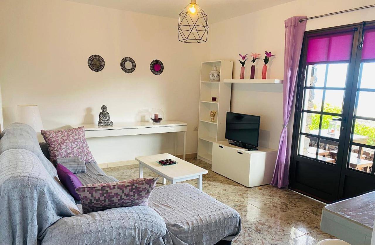 Ganze Wohnung, Apartment - Ground Floor in La Asomada, Tías