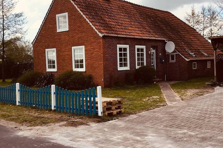 Ferienhaus für 6 Personen, mit Terrasse und Garten in Hesel