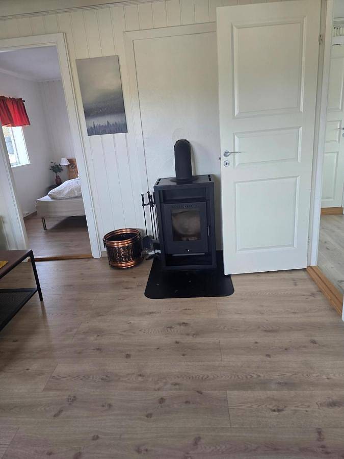 Ferienhaus für 6 Personen, mit Garten in Austrheim - 2