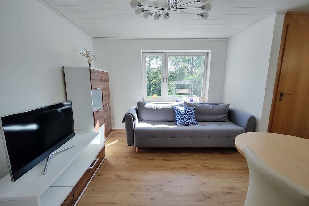 Geheel appartement, Im Idyllischen Naturpark Liegende, Kernsanierte Wohnung in der Gem. Wüstenrot in Wüstenrot, Regio Stuttgart