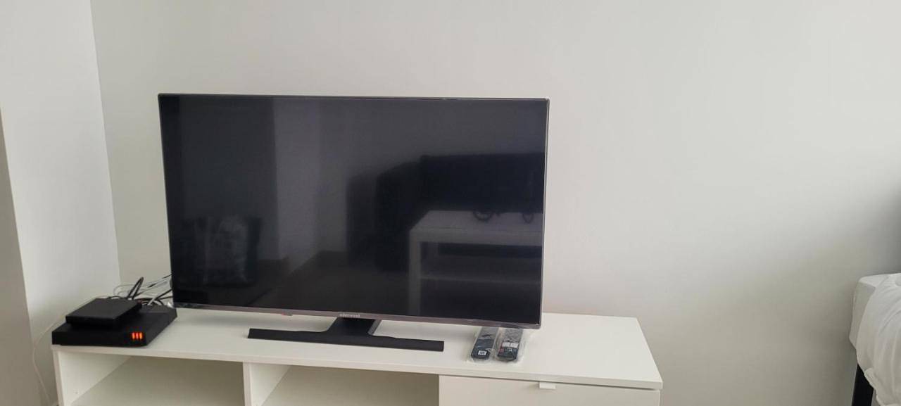 Appartement entier, Studio fonctionnel proche Rer B in Palaiseau, Essonne
