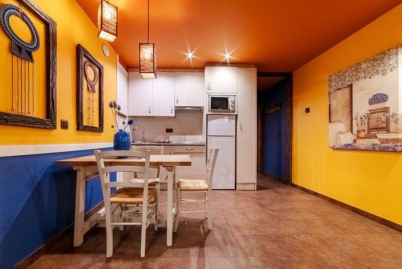 Apartamento entero, Apartamento 13. Suite de un dormitorio in Enterría, Camaleño