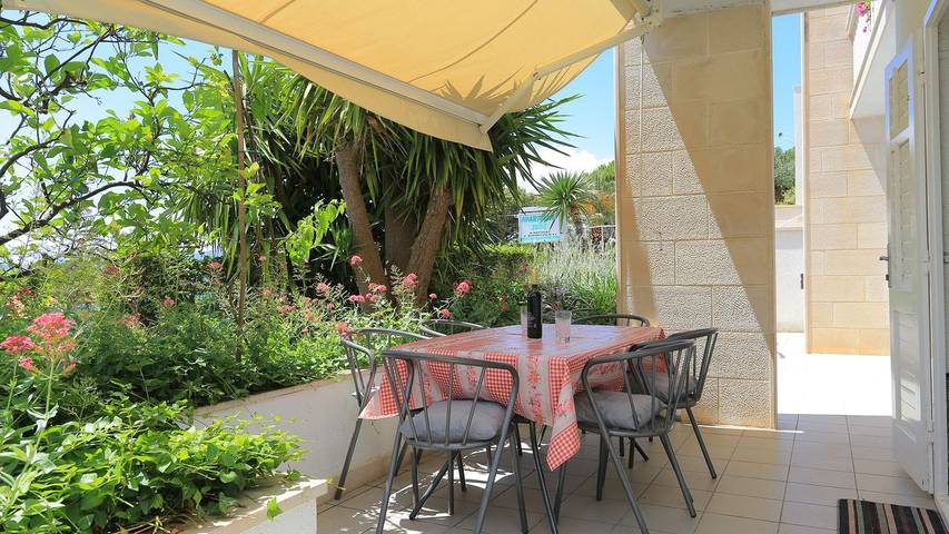 Ferienwohnung für 8 Personen, mit Terrasse und Ausblick - 1