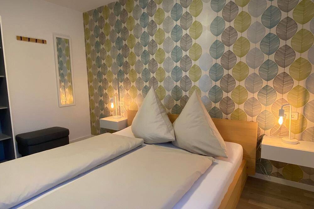 Ganze Wohnung, Ferienwohnung Fünfländerblick - 2-Raum-Ferienwohnung Dusche/Wc, 55 qm, Eg in Markdorf, Region Bodensee-Oberschwaben