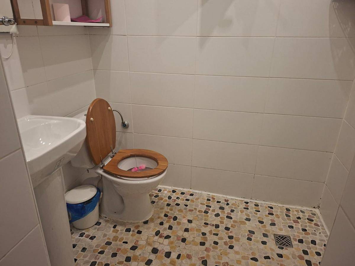 Studio piscine et jacuzzi in Saint-Fons, Lyon et ses environs
