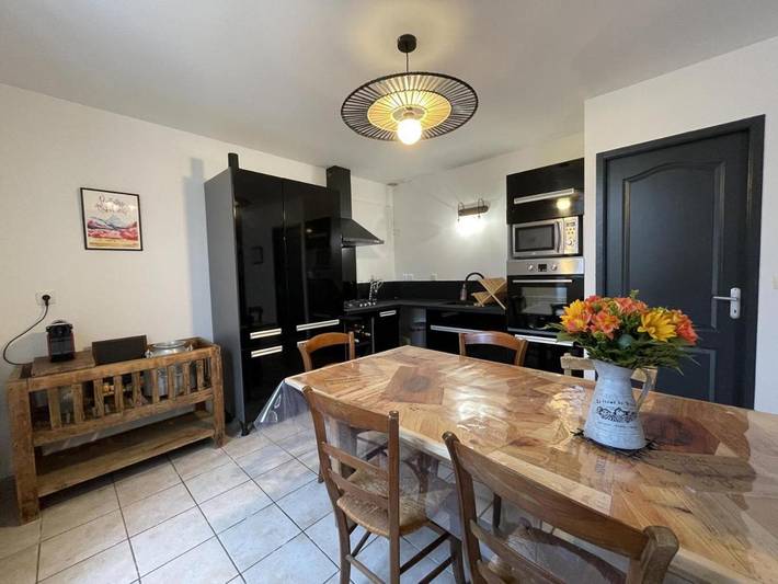 Location de vacances pour 6 personnes, avec terrasse à Laroin - 3