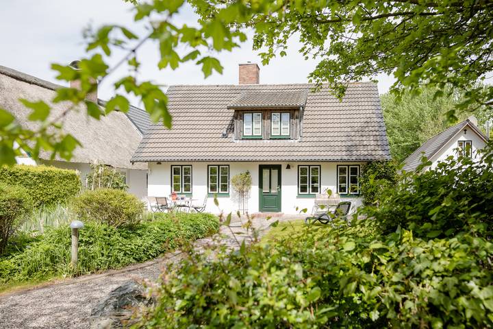 Ferienhaus für 6 Personen, mit Terrasse und Garten sowie Sauna