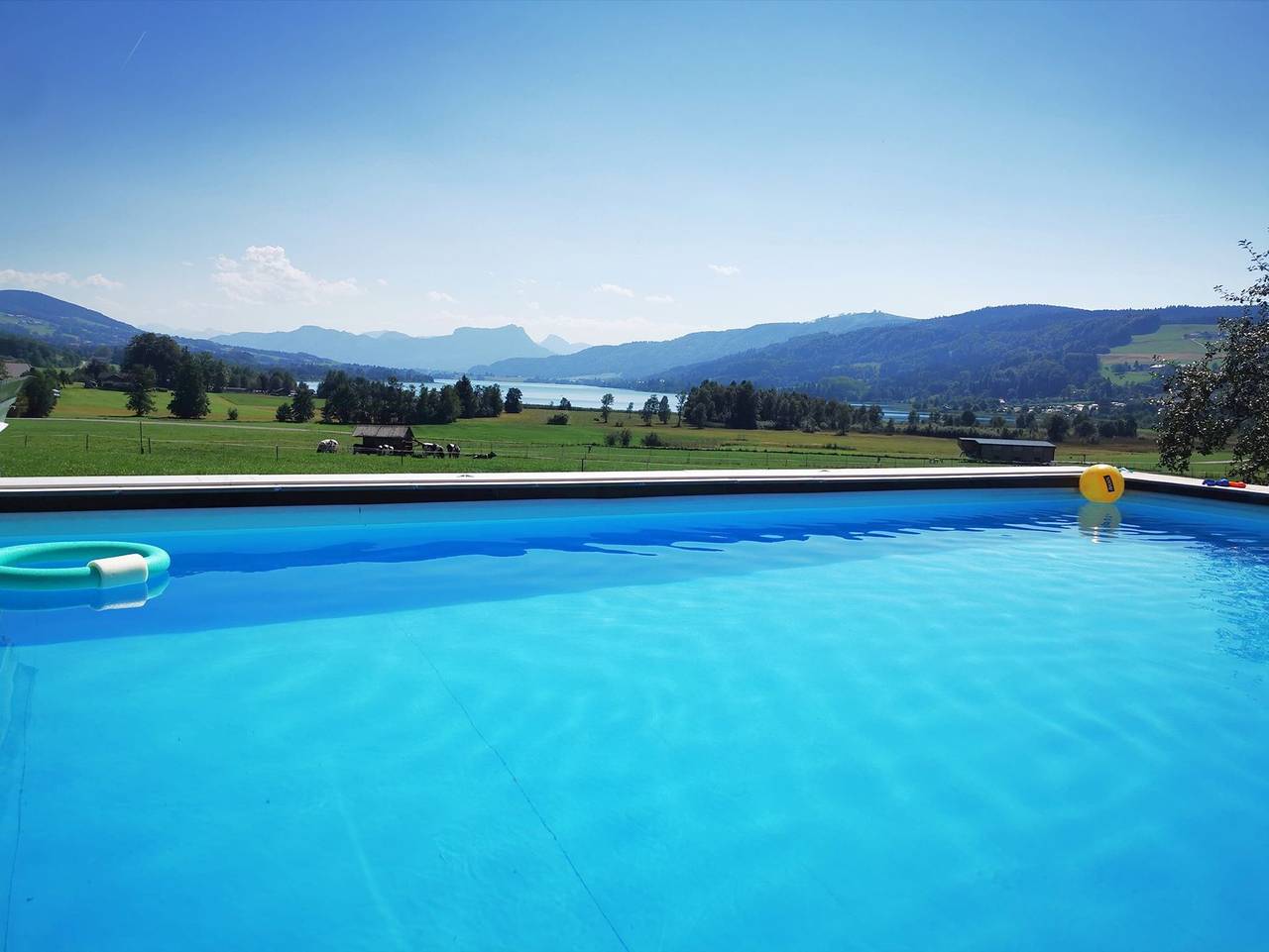 Sunnhof in Oberhofen am Irrsee, Irrsee