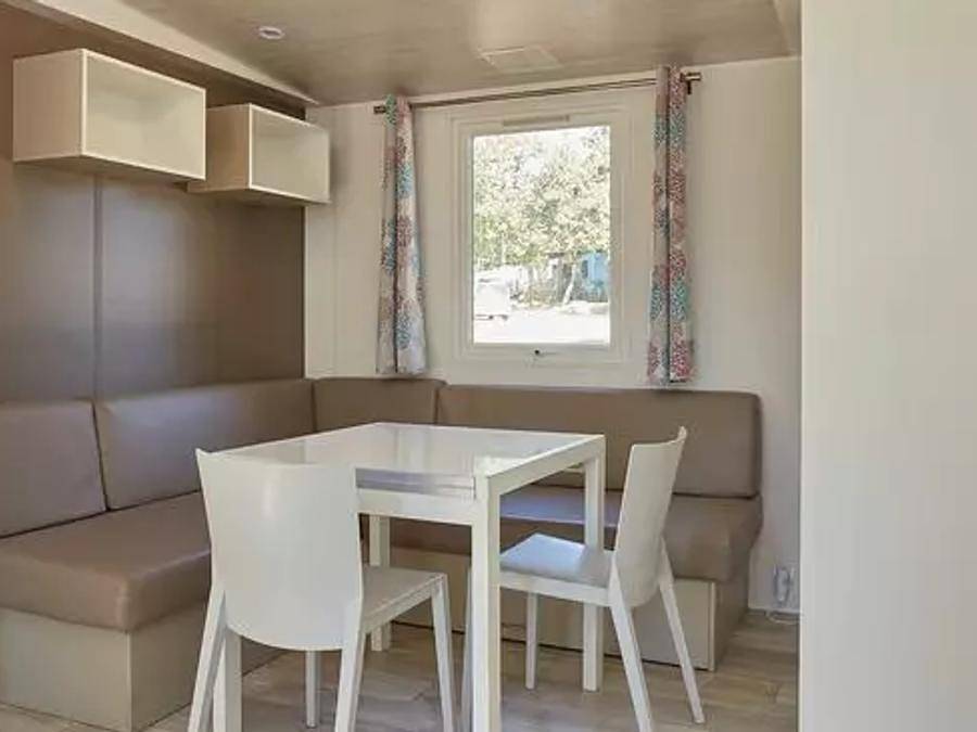 Camping Vieux Moulin - Mobilhome 6 personnes - Comfort | 3 Ch. | 6 Pers. | Terrasse surélevée | Clim. in Vensac, Région de Lesparre-Médoc