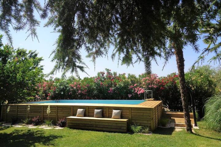 Ferienwohnung für 4 Personen, mit Garten und Terrasse sowie Sauna und Pool