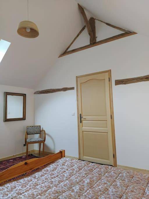 Appartement entier, Superbe appartement dans charmant corps de ferme in Achères-la-Forêt, Parc naturel régional du Gâtinais français