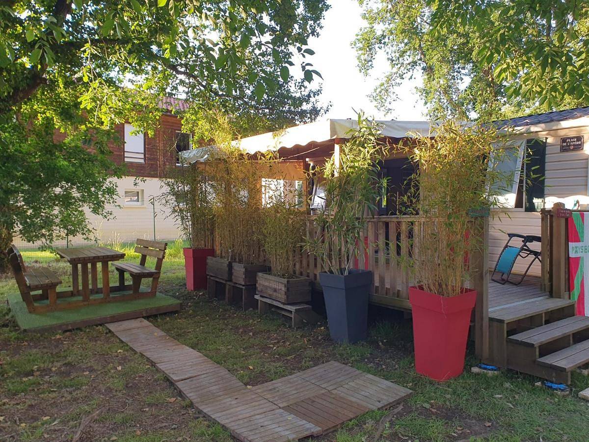 Mobil-home 3 chambres climatisé sur le domaine 4 étoiles Rivages des Landes in Aureilhan, Côte d’Argent