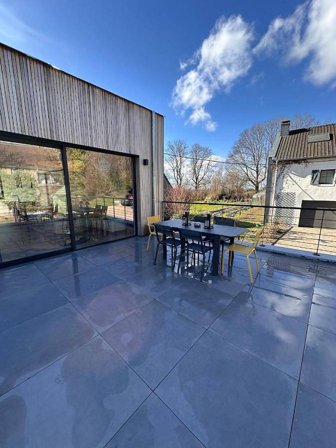 Gîte pour 6 personnes, avec Terrasse et Jardin à Comblain-au-Pont