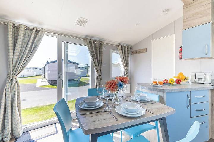 Glamping for 8 people in The Lizard Peninsula